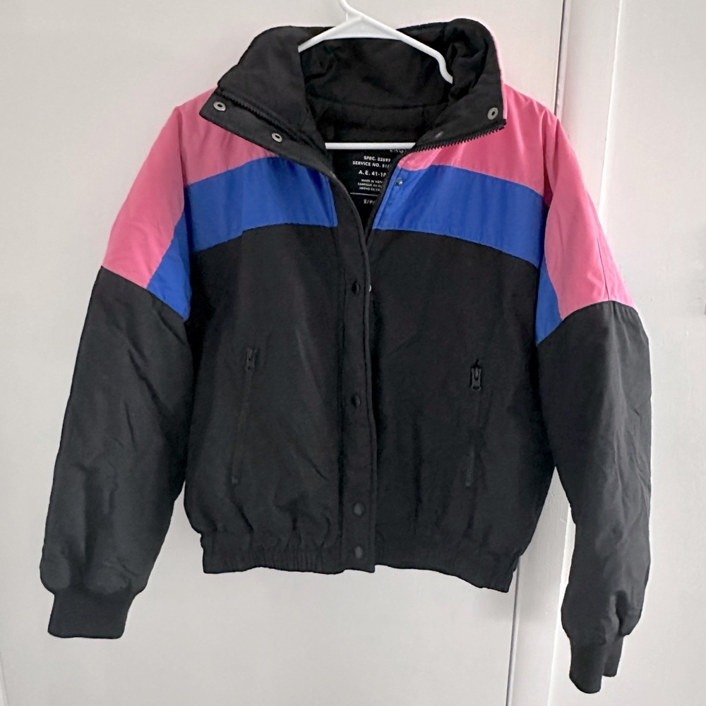 American Eagle Outfitters Retro Puffer Size Small